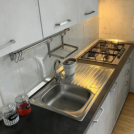 Nella Casa Delle Due Torri Apartamento