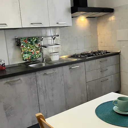 Apartamento Nella Casa Delle Due Torri *